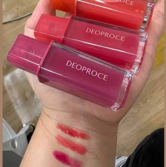 Deoproce Glazed Lip Gloss 03. PEACH SUNSET